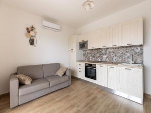 Giardino, a pochi passi dal mare img8