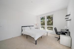 Elegant New 2BR Luxury Home in Irvine