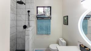 Modern Toucan Farmhouse - Belmopan Escape