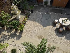 Theresas Pension House