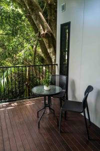 Mountain Escape - Fig Tree-House - Eco Lodge
