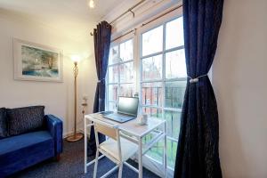Edgbaston Home With Free Parking Near Birmingham City Centre And Birmingham City University