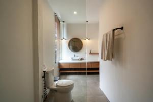 Green Moon Villa by Betterplace