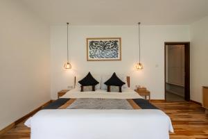 Green Moon Villa by Betterplace