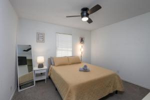 Stylish Pet Friendly Killeen 3BR with Fenced Backyard