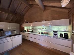 Appartement spacieux 5 pièces pour 8 personnes à Méribel avec parking privé - FR-1-180-666