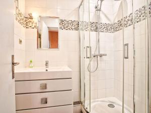 Maison familiale lumineuse près de la mer - FR-1-788-99