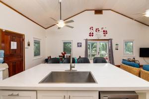 Beautiful West Bay Beach with pool steps to Beach
