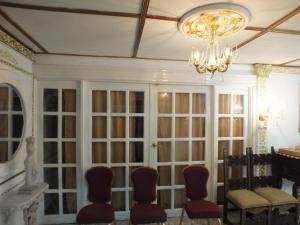 Casa para carnavales 44 personas 44 camas, habitaciones con AIRE y baño privado