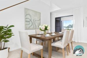 Stylish Modern 3BR Home in Gledswood Hills