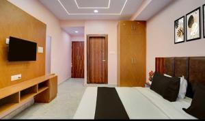 Townhouse Oak Barra South City Kanpur Formerly Royal Residency