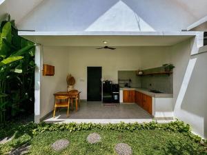 Soane Summer House by AGATA