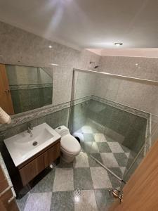 Central Medellín 3BR appartment awe-inspiring Jaguar Mural