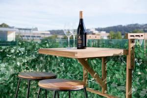 CBD Apartment - Walk to Shops & Attractions