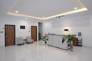 Vibes Djanti Residence Yogyakarta By Sans Hotel