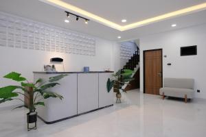 Vibes Djanti Residence Yogyakarta By Sans Hotel