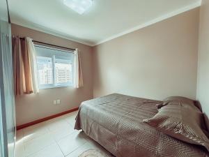 Cobertura 2 quadras da praia - bairro Navegantes