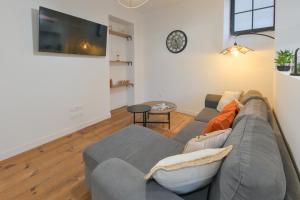 Au Cœur de Pau - Clim et Parking - LOdyssée