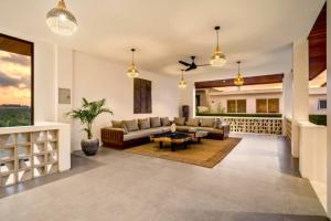 Anthea Comfortable 4 BR Private Pool Villa