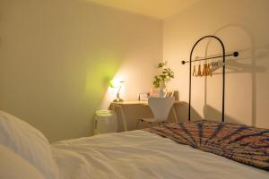 Stay in Breeze, 3룸 3베드, 2호선신림역, 호텔침구,아늑한가정집,홍대강남20분