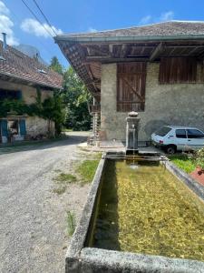 Maison au calme entre lac et montagnes
