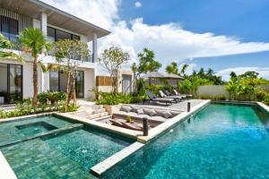 Calliope Modern 4 BR Private Pool Villa ZN439