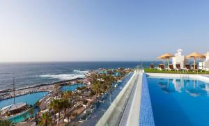 Valle Mar hotel, 
Tenerife, Spain.
The photo picture quality can be
variable. We apologize if the
quality is of an unacceptable
level.