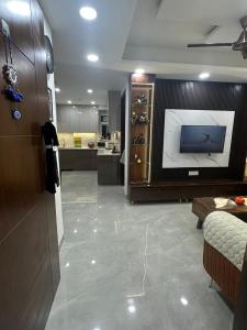 New Luxury 3BHK Near Yashobhoomi & Airport