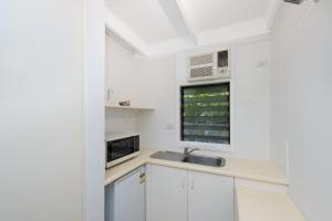 Unit 133 Amaroo Standard Twin Studio Apartment