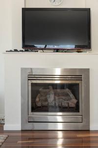 Harmonia - Spacious Retreat for Families by the Sea