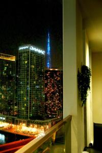 Luxury Brand New 2 BR Apartment Burj & Canal View Business Bay Dubai