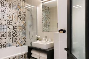 Superior Double or Twin Room room in Hôtel Square Louvois