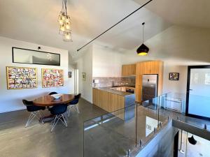 Glass Workshop Industrial Apartment Urban Living