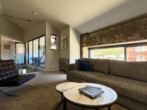 Glass Workshop Industrial Apartment Urban Living