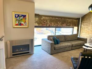 Glass Workshop Industrial Apartment Urban Living