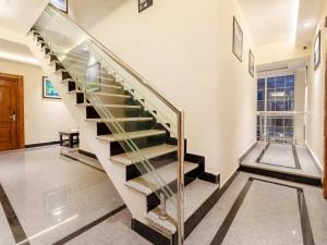 Palette Hotel Cecil by CheckIn, Srinagar