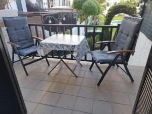 Acogedor adosado con piscina