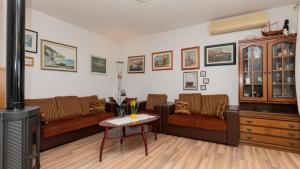 Apartman KAM - Makarska by Villas Guide