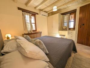 Fyllosia Villa Part of Cretan Retreat