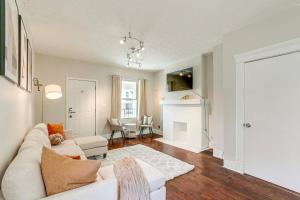 Quiet & Spacious Home Near Downtown