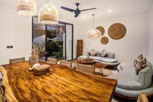 Calypso Entire 4 BR Private Pool Villa ZN440