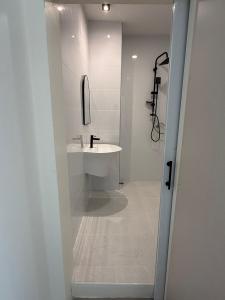 Three Monkeys Chaweng Beach