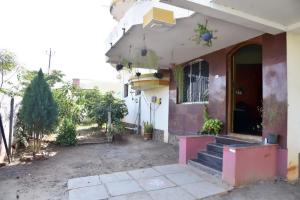 Samarth Villa