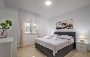 Villa Shaula 2 by Villas Guide