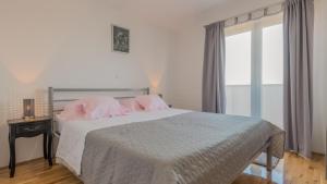 Villa Sanda - Makarska by Villas Guide