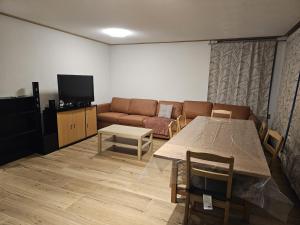 Lauterbrunnen Beautiful Staubbach apartment in a charming Chalet