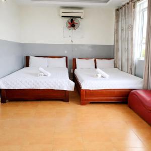 Khách Sạn Đông Sen