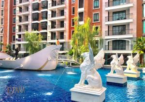 Espana Condo Resort Pattaya luxury room