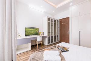 NEW!! Full 6Bedroom House in Dist1