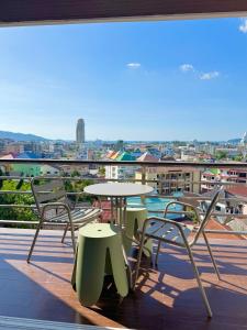 Smily Patong Sea View